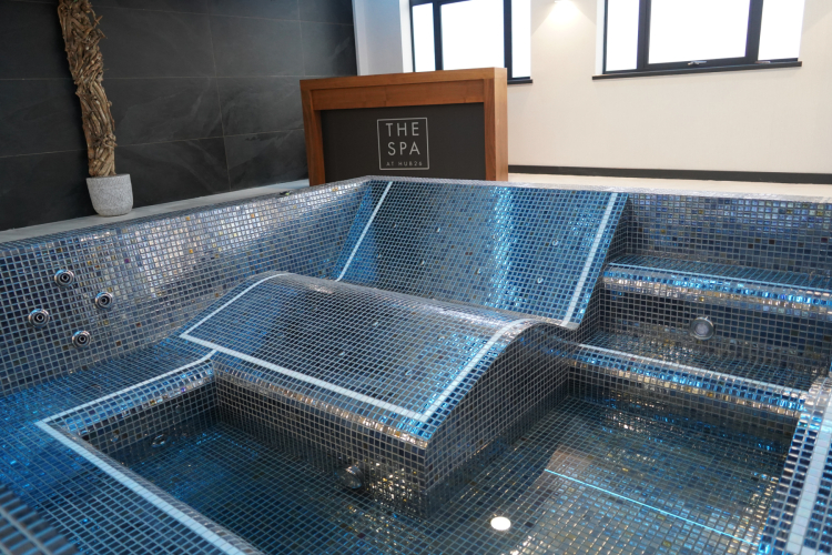 One Piece Luxury Tiled Spa Wide Blue Tile