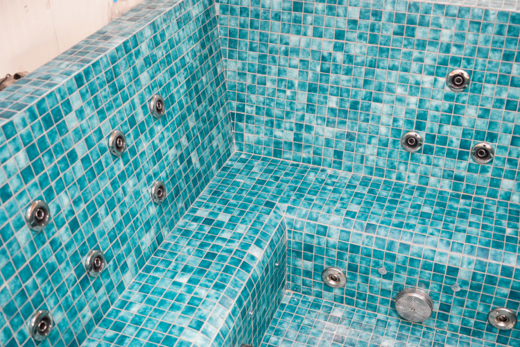 One Piece Luxury Tiled Spa Teal Tile Color